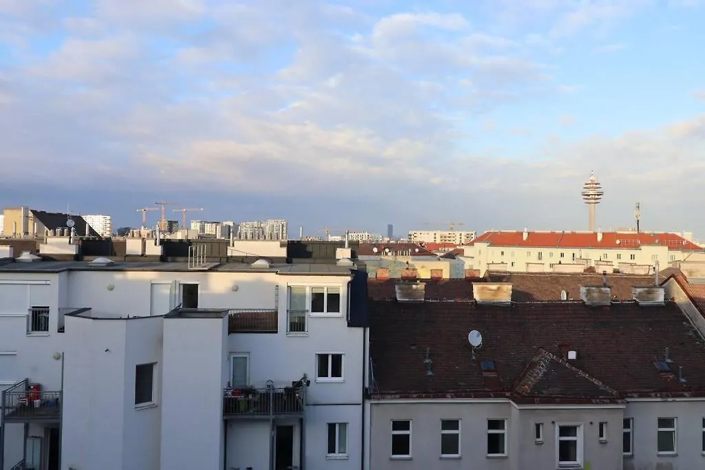 Brilliant View: Balcony Home, Modern, Stylish And Newly Renovated Vienna 0*,