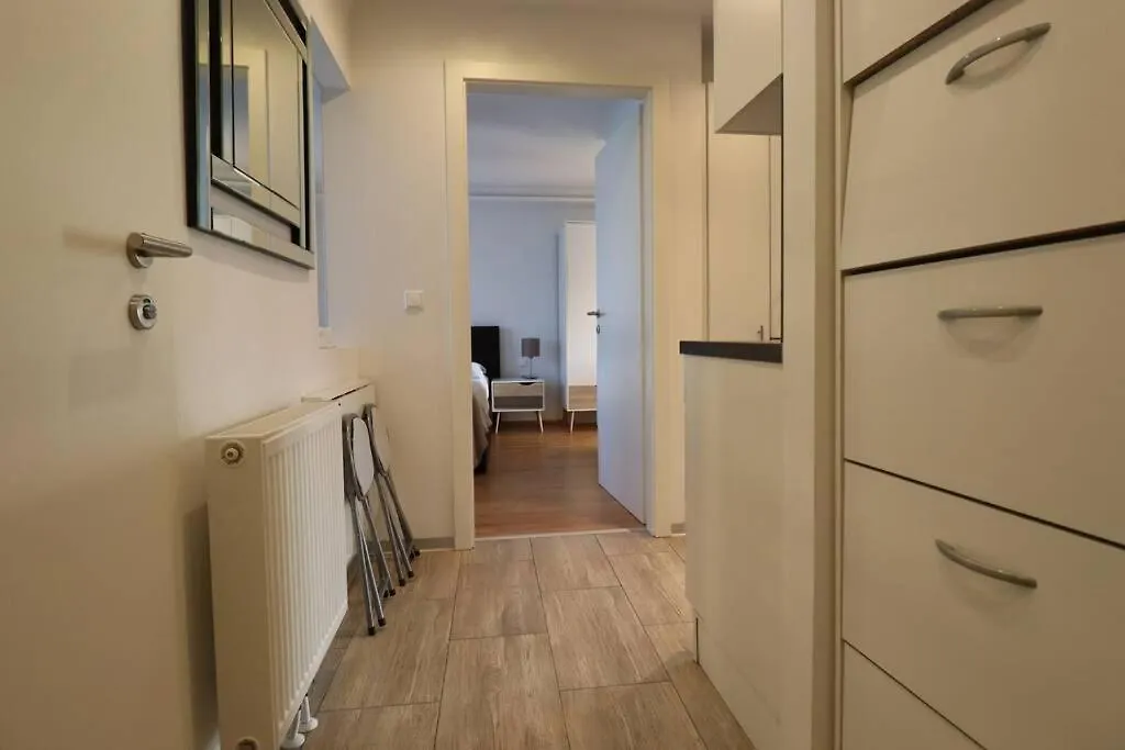 Brilliant View: Balcony Home, Modern, Stylish And Newly Renovated Wien 0*,  Østrig
