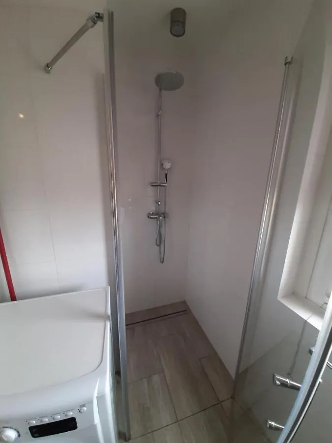 Brilliant View: Balcony Home, Modern, Stylish And Newly Renovated Wien 0*,  Østrig